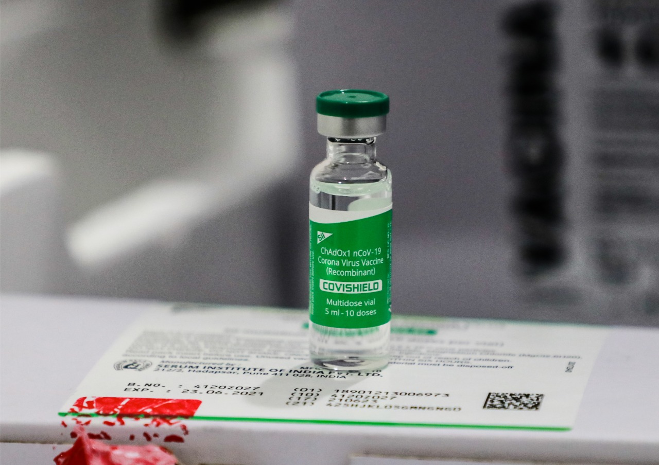 Vacinas da Pfizer e mais doses de Astrazeneca chegam a Sergipe