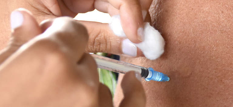 Vacinação: Aracaju começa a vacinar pessoas com 33 anos