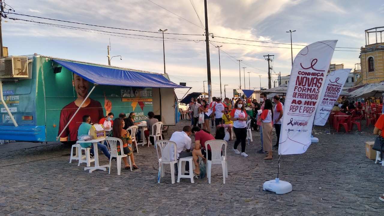 Dezembro vermelho: SES realiza testes rápidos para HIV, Sífilis e Hepatites no centro de Aracaju