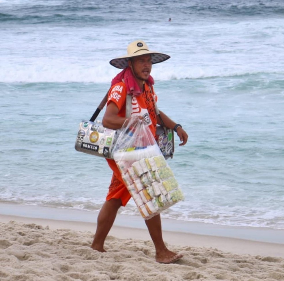 Exposição ao sol: Profissionais de saúde farão conscientização na praia com ambulantes e população