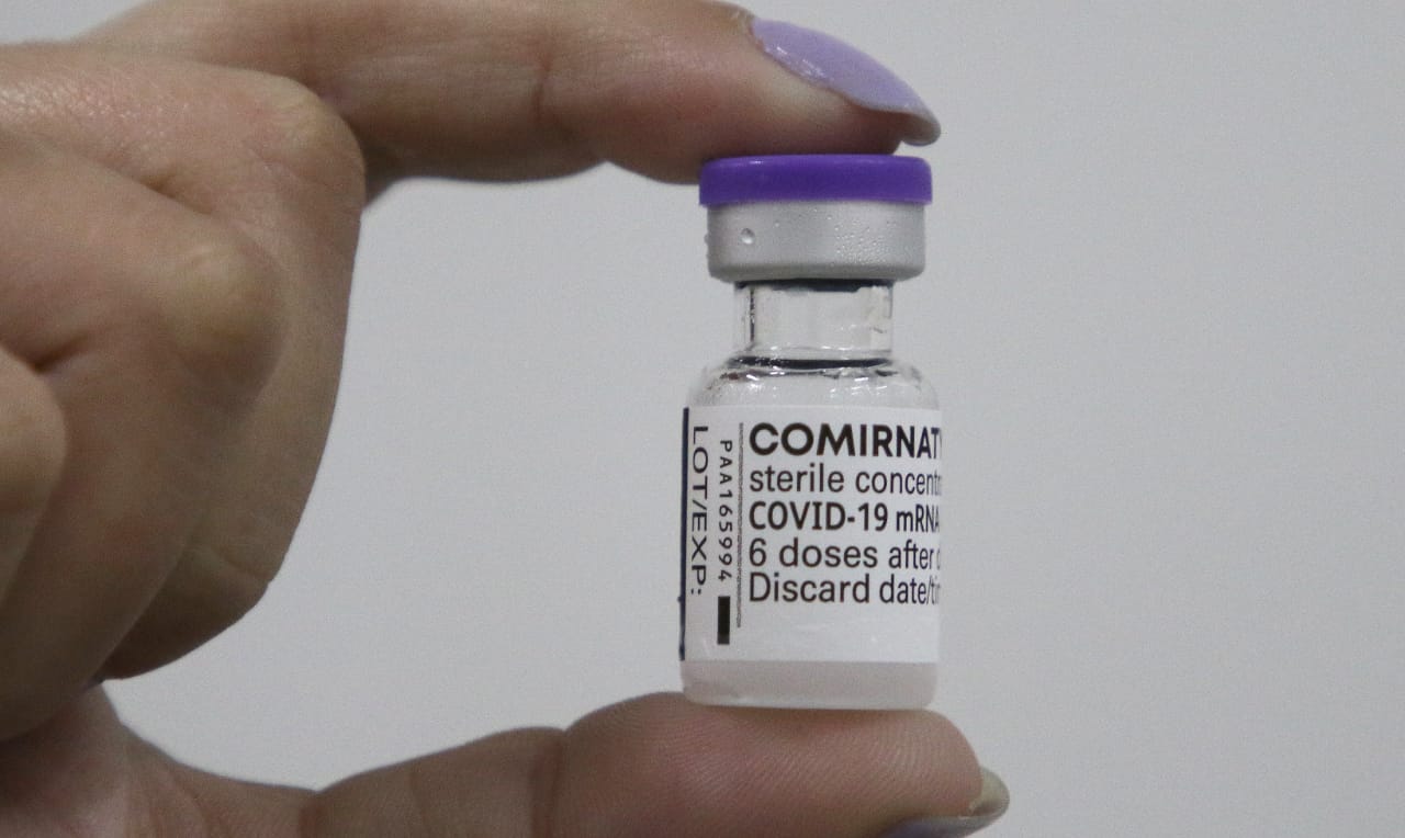 Secretaria de Estado da Saúde recebe primeira remessa de vacinas de 2022