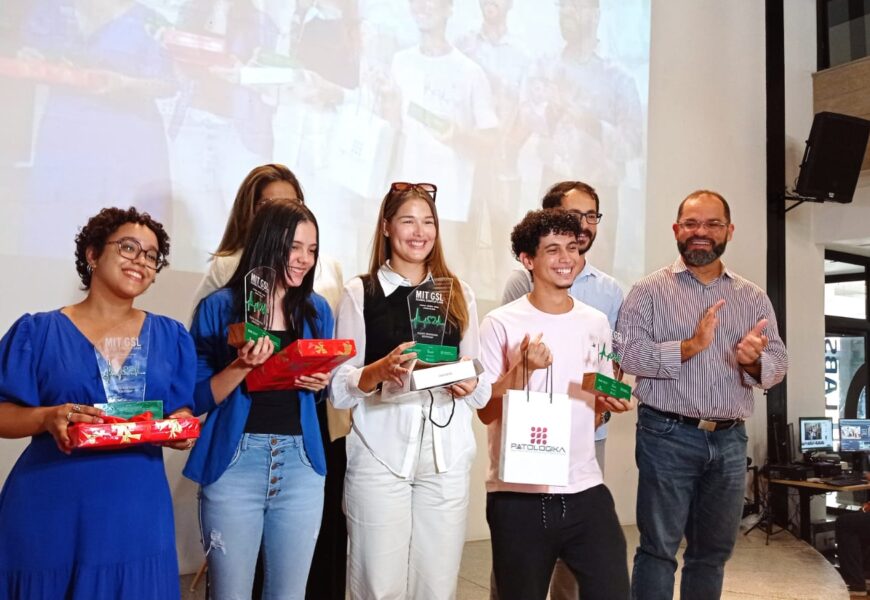 DASA entrega troféu à equipe vencedora do MIT Global Startups Labs