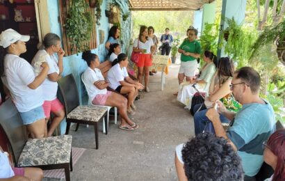Catadoras de mangaba do litoral sul sergipano mudam de vida, organizadas em associações