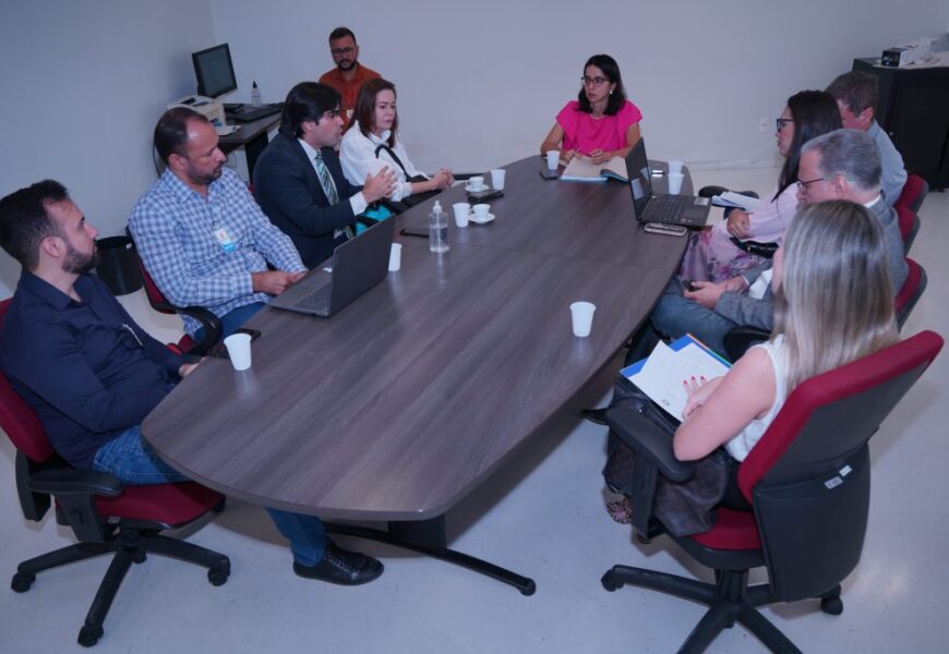 Em audiência com Secretarias de Saúde, MPSE busca retomada de serviços no Hospital São José