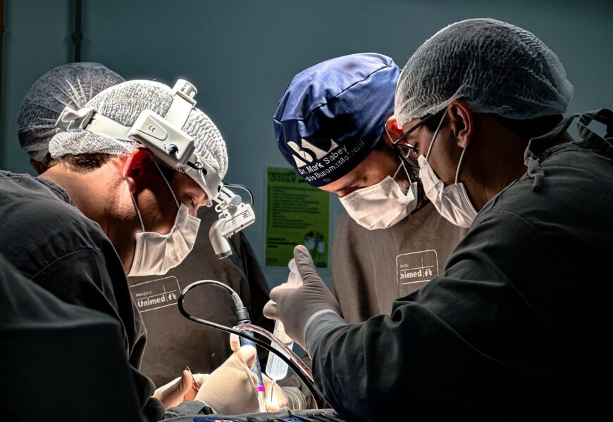 Cirurgião bucomaxilofacial: entenda o que faz o especialista e sua importância para a saúde orofacial