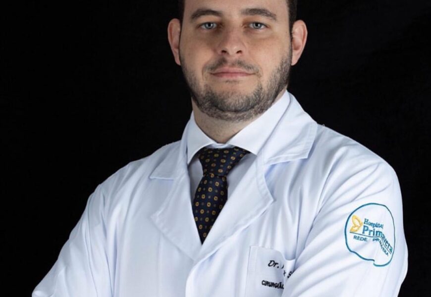 Dor de cabeça, dor de ouvido e dificuldade para abrir a boca podem ser sinais de disfunção de ATM