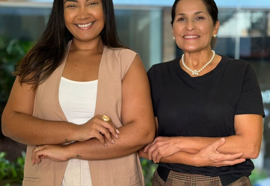 Jornalistas Katia Santana e Anna Paula Aquino ministram palestra em Aracaju