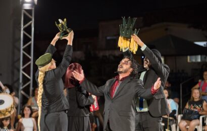 Grupos teatrais Clowns de Shakespeare, Facetas e Asavessa farão apresentações em Sergipe