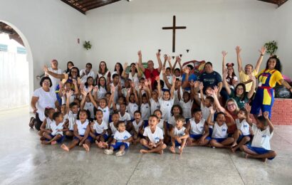 Coopanest e Saese promovem uma manhã de alegria e diversão na Casinha de Jesus