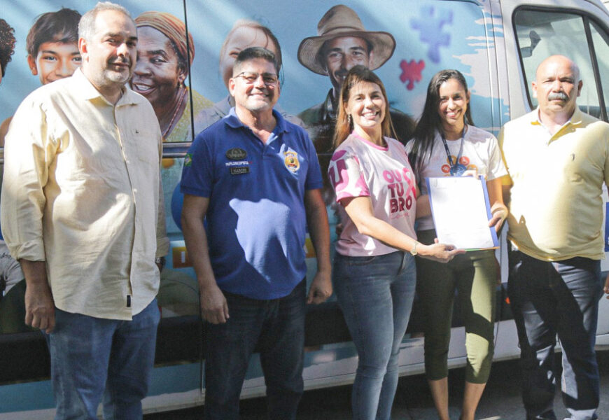 Termo de Cooperação mútua entre secretarias entrega veículo adaptado para pessoas com deficiência em Sergipe