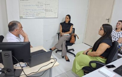 Reunião apresenta ações do AjuPrev para promoção de aposentadoria consciente