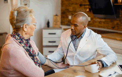 RioMar recebe ação de saúde sobre prevenção do AVC RioMar recebe ação de saúde sobre prevenção do AVC