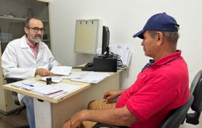 Pouca hidratação pode levar ao aumento dos cálculos renais durante o verão