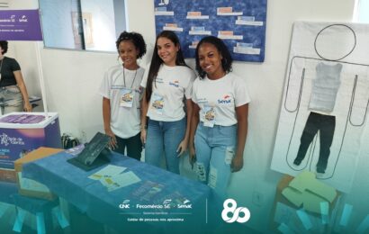 Jovens aprendizes do Senac Aracaju exercitam técnicas de vendas e prospecção em Projeto Integrador