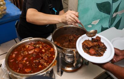 Prefeitura celebra Dia Municipal de Luta da Pessoa em Situação de Rua com a 1ª Feijoada POP Prefeitura celebra Dia Municipal de Luta da Pessoa em Situação de Rua com a 1ª Feijoada POP