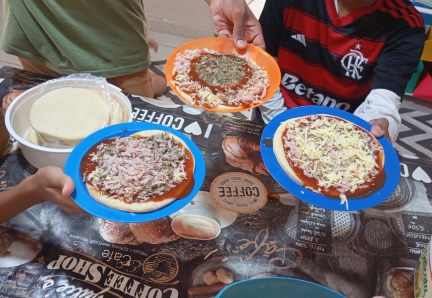 Projeto Férias Voluntárias leva crianças e adolescentes acolhidos para manhã de lazer na praia, nesta terça, 21 Projeto Férias Voluntárias leva crianças e adolescentes acolhidos para manhã de lazer na praia, nesta terça, 21