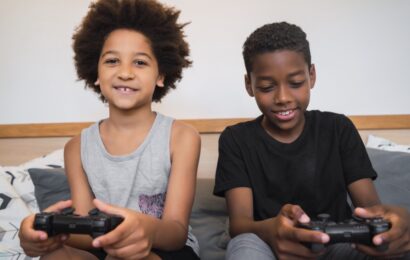 Excesso de jogos digitais pode impactar as funções cognitivas  e socioemocionais, alerta professora