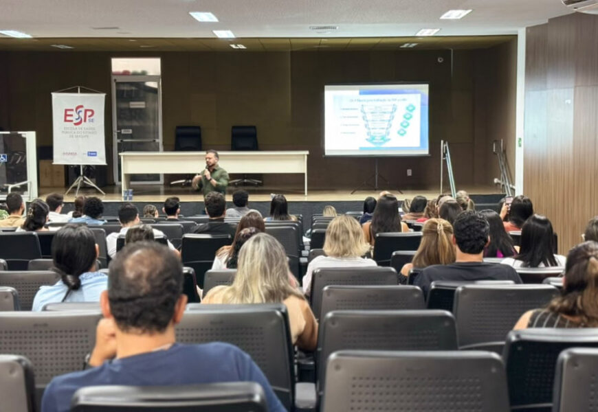 Saúde de Sergipe capacita profissionais para ampliar acesso à prevenção do HIV